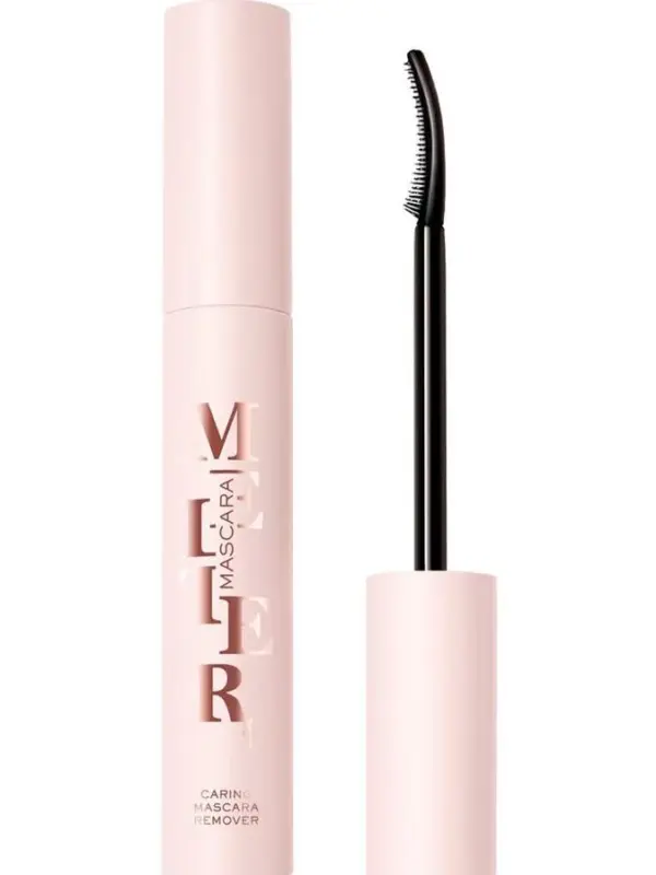 Máscara desmaquillante para el contorno de ojos